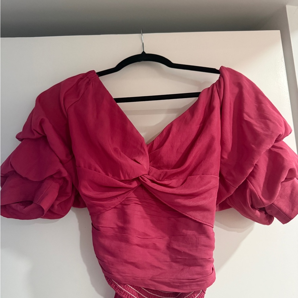 Vestique Pink Puff Sleeve Top